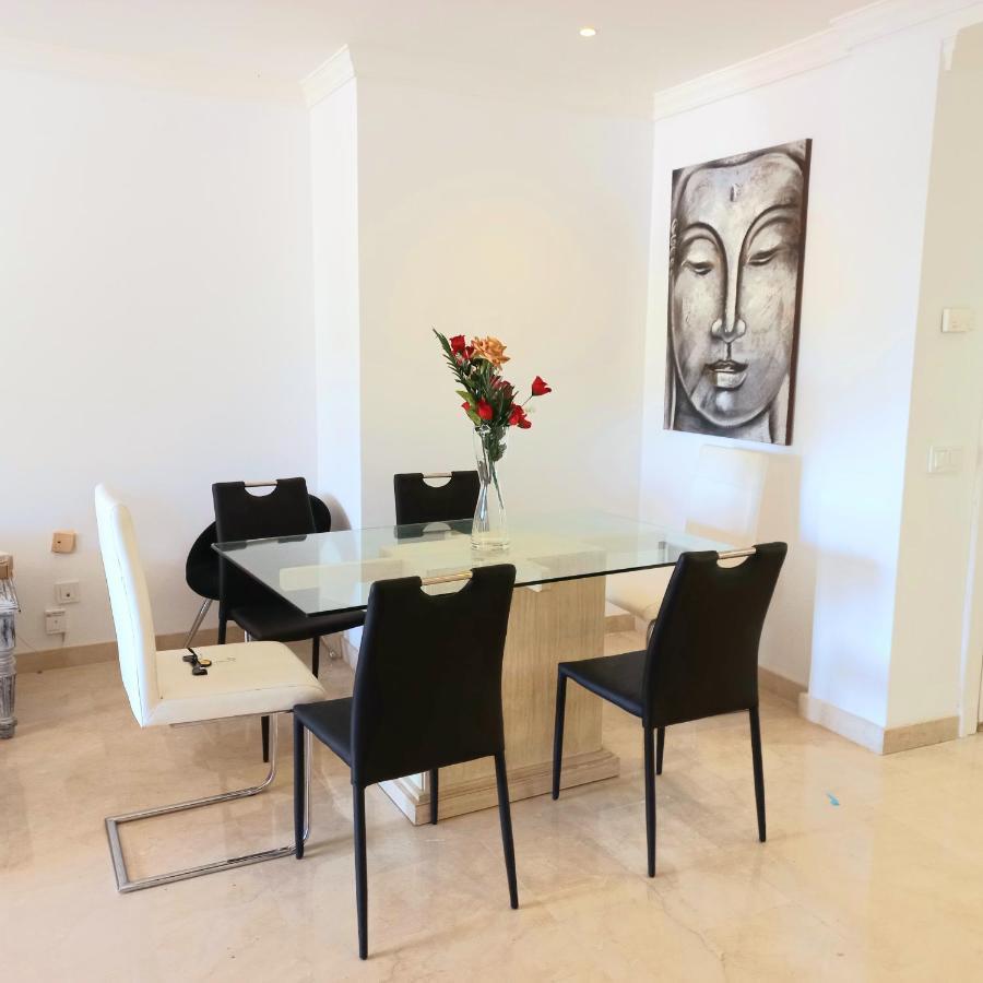 Bedroom, With A Share Bathroom In A Bed And Breakfast Place Málaga Exterior foto