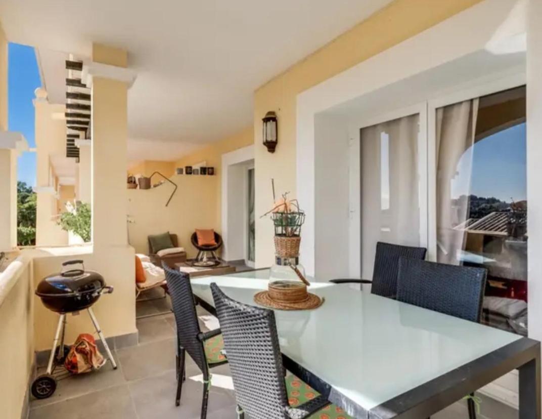 Bedroom, With A Share Bathroom In A Bed And Breakfast Place Málaga Exterior foto