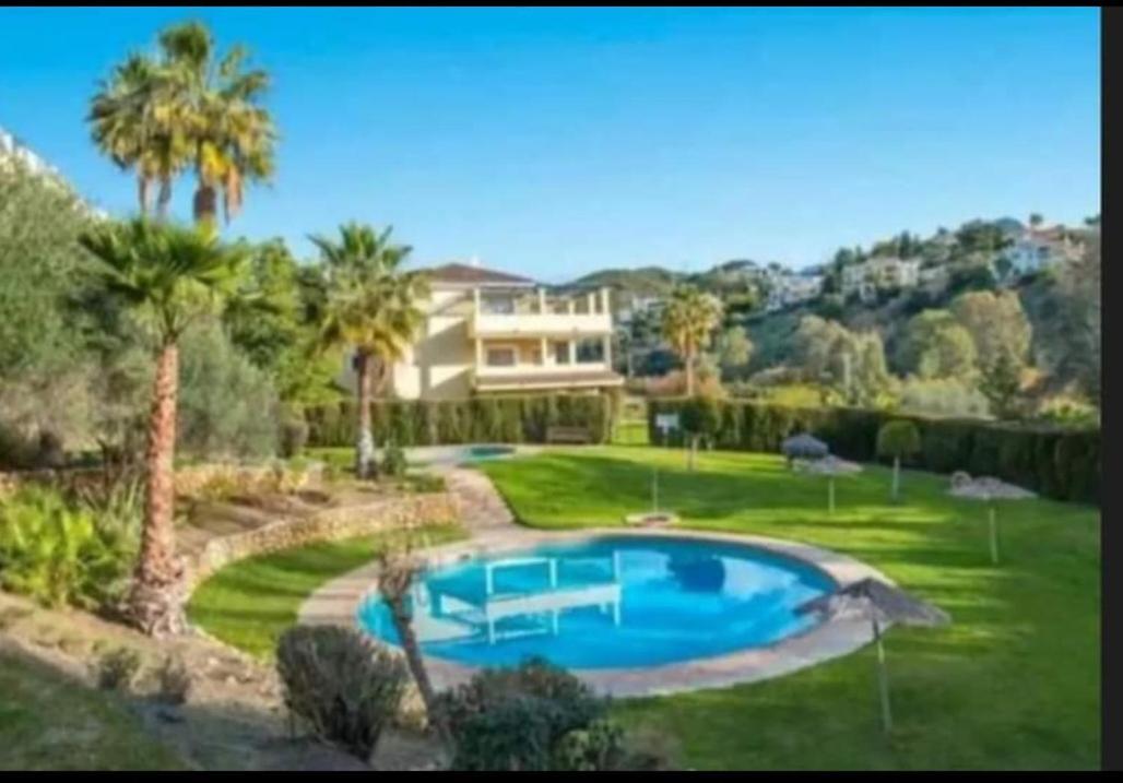 Bedroom, With A Share Bathroom In A Bed And Breakfast Place Málaga Exterior foto
